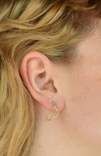Carica l&#39;immagine nel visualizzatore di Gallery, Capricorn Earrings
